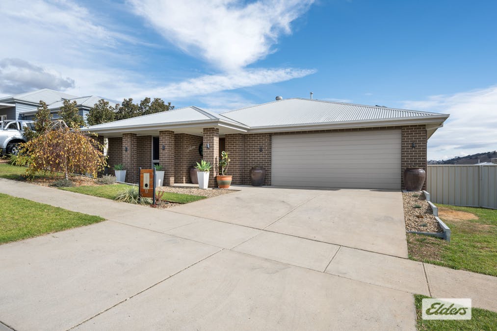 13 Coverdale Drive, Wodonga, VIC, 3690 - Image 1