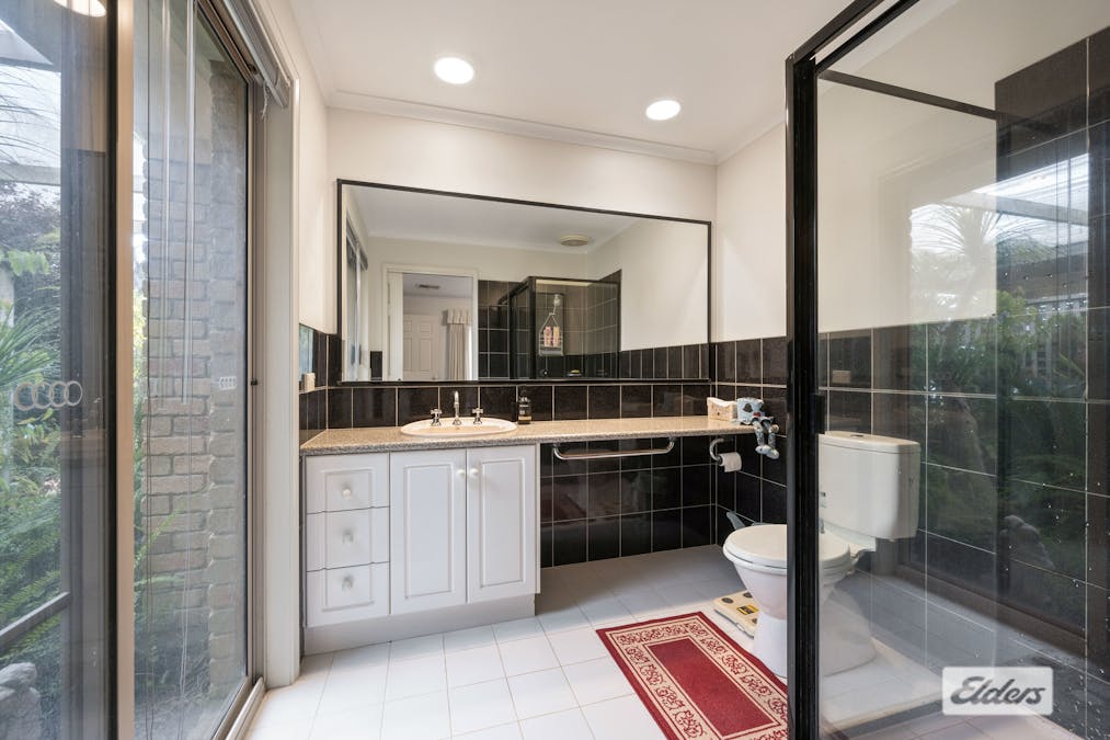 2 Balmoral Drive, Wodonga, VIC, 3690 - Image 8