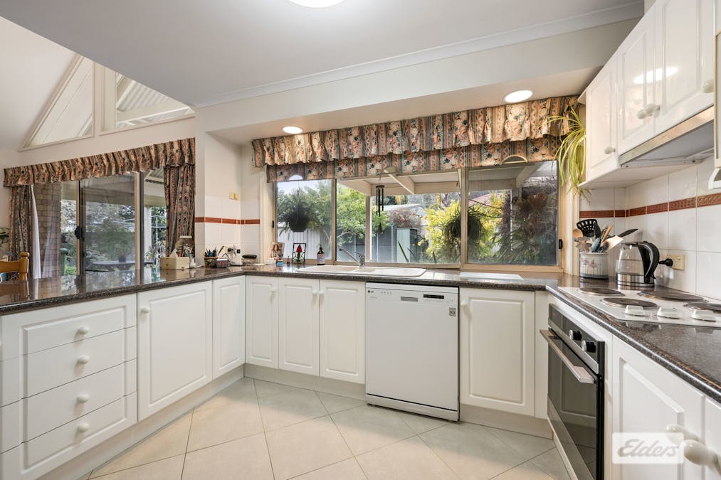 2 Balmoral Drive, Wodonga, VIC, 3690 - Image 13