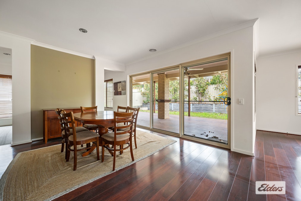 33 Inwood Crescent, Wodonga, VIC, 3690 - Image 3