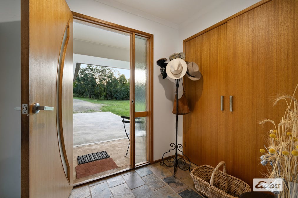 4 Crystal Creek Lane, Yackandandah, VIC, 3749 - Image 4