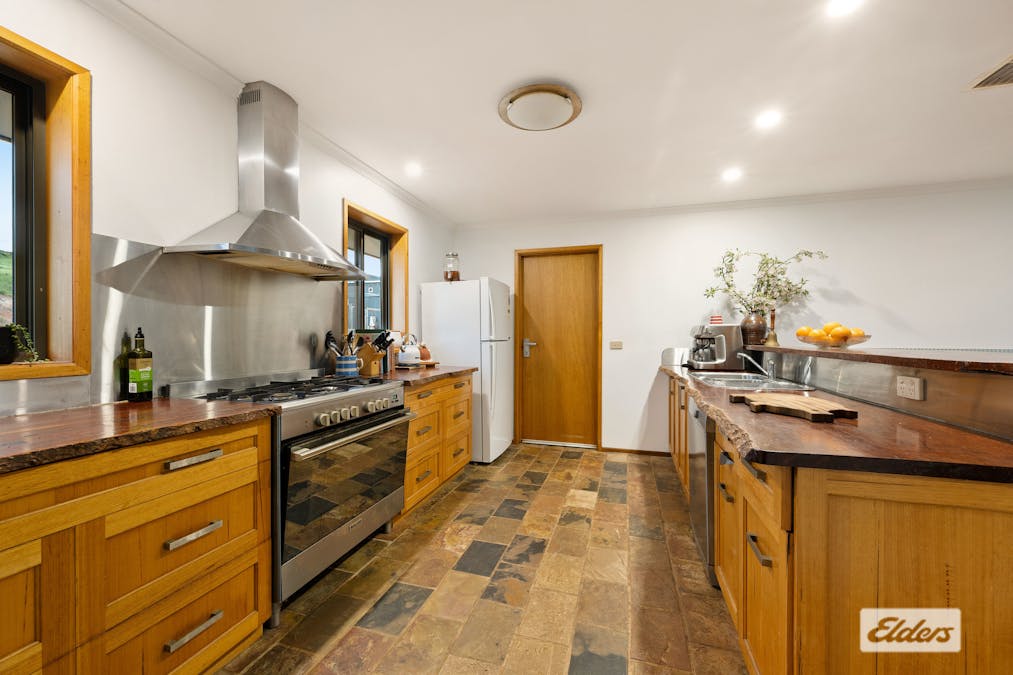 4 Crystal Creek Lane, Yackandandah, VIC, 3749 - Image 12