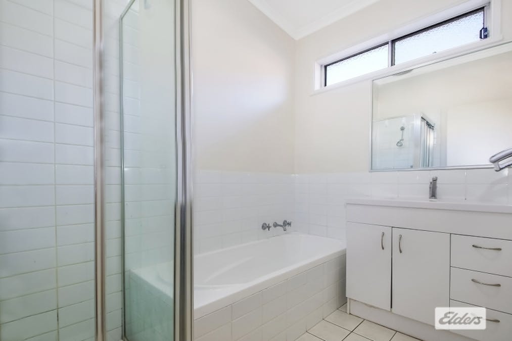 24 Wornes Drive, Wodonga, VIC, 3690 - Image 5