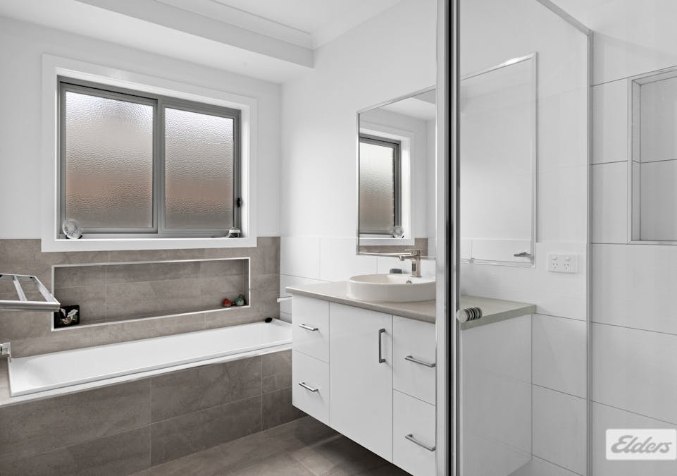 136 Read Street, Howlong, NSW, 2643 - Image 13