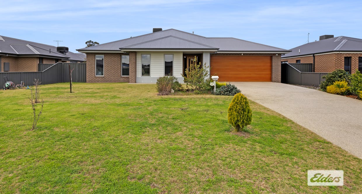 136 Read Street, Howlong, NSW, 2643 - Image 1
