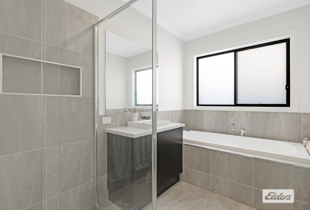 2 Marie Court, Howlong, NSW, 2643 - Image 14