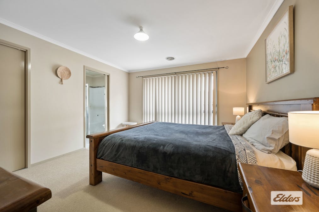 1&2/2 Arthur Worsley Court, Glenroy, NSW, 2640 - Image 6