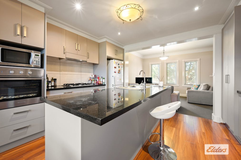 3/76 Charles Street, Wodonga, VIC, 3690 - Image 2