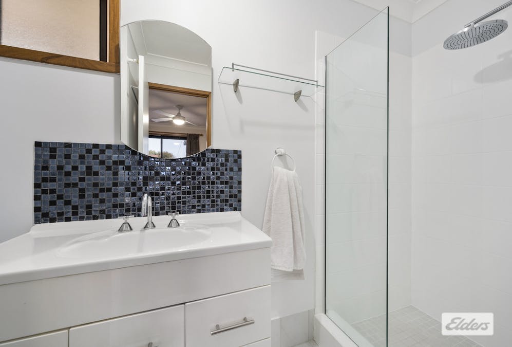 29 Tourmaline Drive, West Wodonga, VIC, 3690 - Image 14