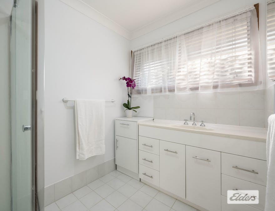29 Tourmaline Drive, West Wodonga, VIC, 3690 - Image 15