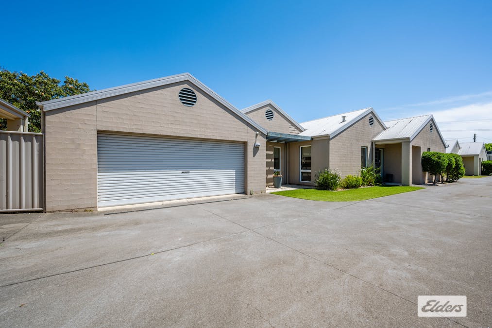 2/25 Wilson Street, Wodonga, VIC, 3690 - Image 2