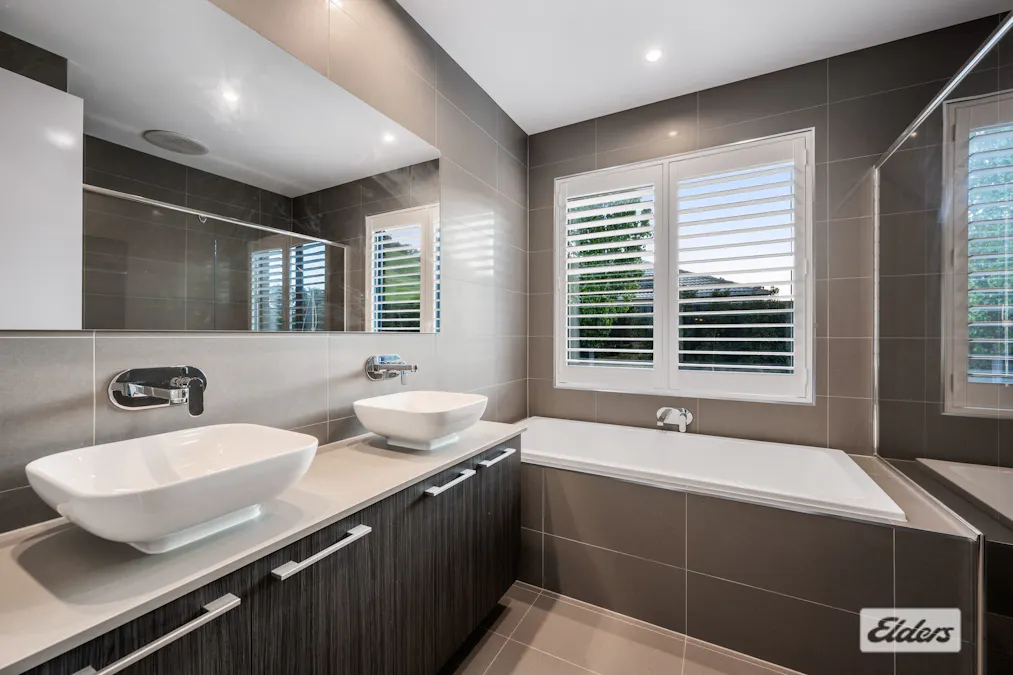 43 Riverside Boulevard, Killara, VIC, 3691 - Image 17