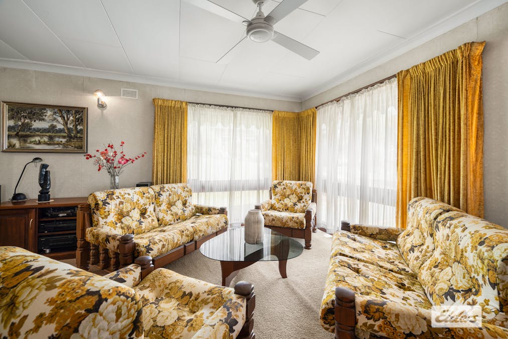 2 Carlisle Crescent, Wodonga, VIC, 3690 - Image 8