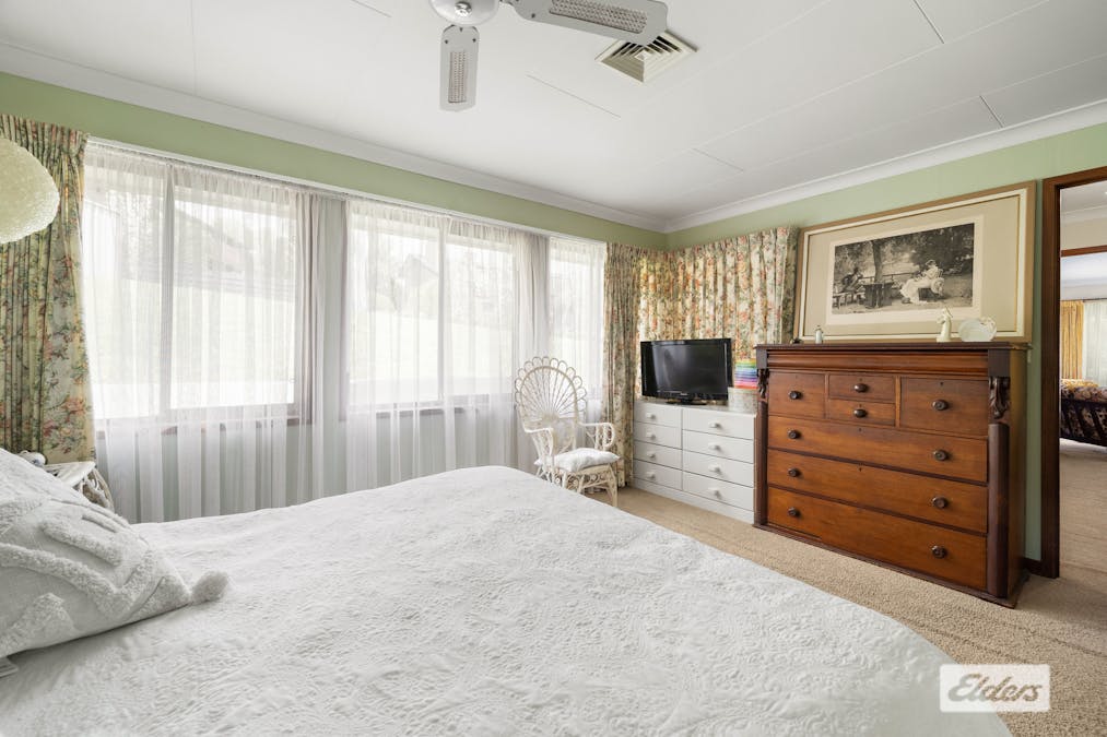 2 Carlisle Crescent, Wodonga, VIC, 3690 - Image 13