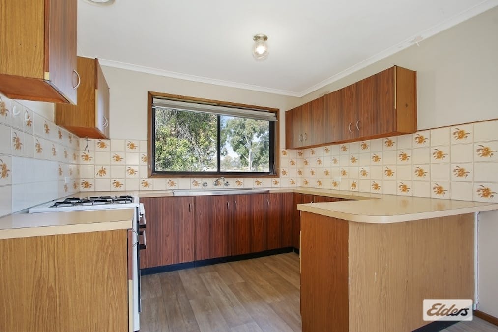 1 & 2/73 Emerald Avenue, Wodonga, VIC, 3690 - Image 2