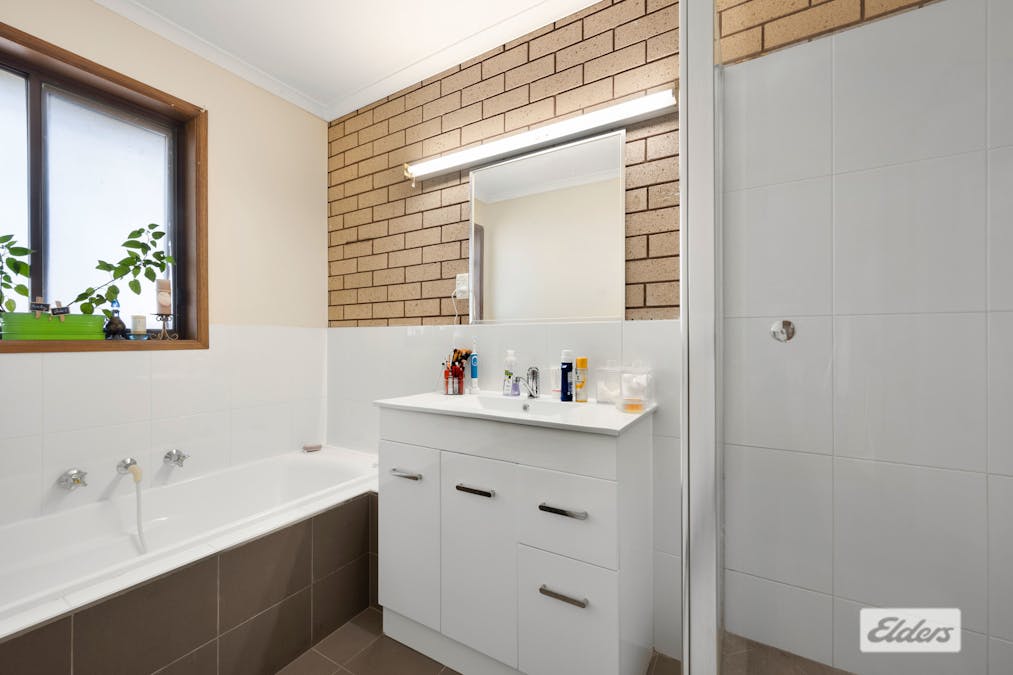 1 & 2/73 Emerald Avenue, Wodonga, VIC, 3690 - Image 12