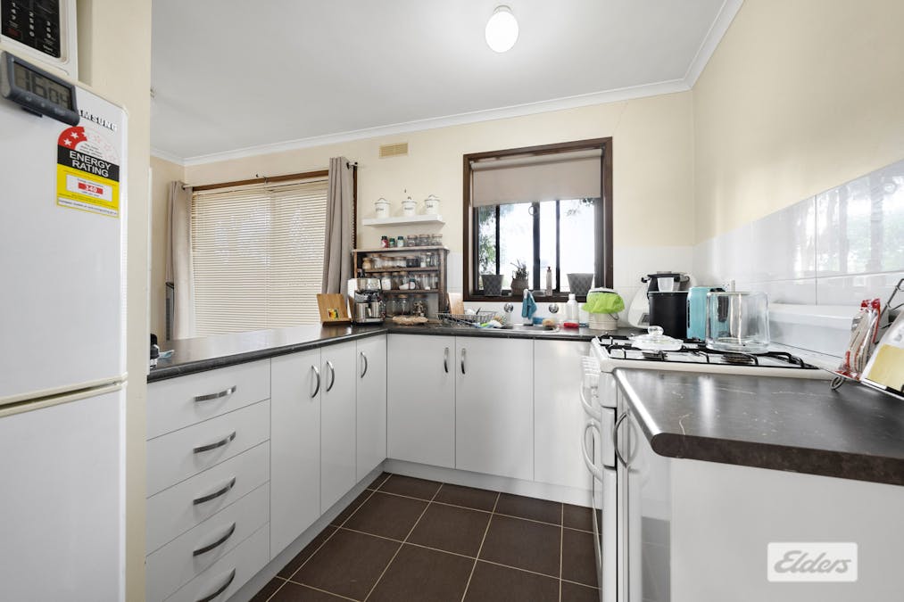 1 & 2/73 Emerald Avenue, Wodonga, VIC, 3690 - Image 9