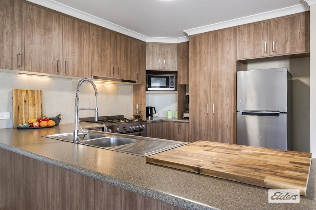 43 Nordsvan Drive, Wodonga, VIC, 3690 - Image 2