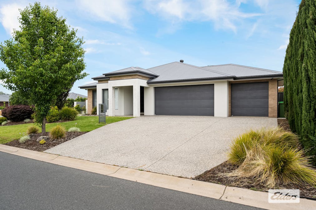 31 Riverside Boulevarde, Killara, VIC, 3691 - Image 1