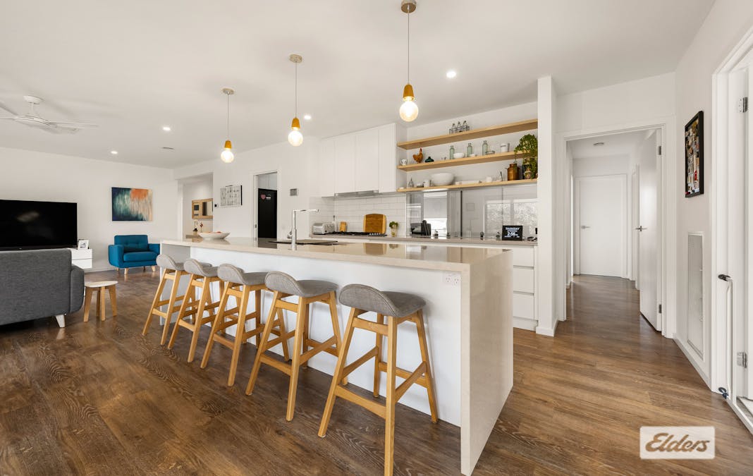 31 Riverside Boulevarde, Killara, VIC, 3691 - Image 3