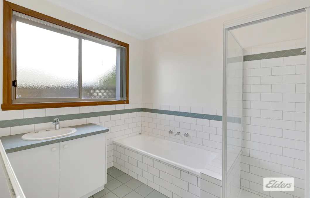 1/1 Raven Court, West Wodonga, VIC, 3690 - Image 9