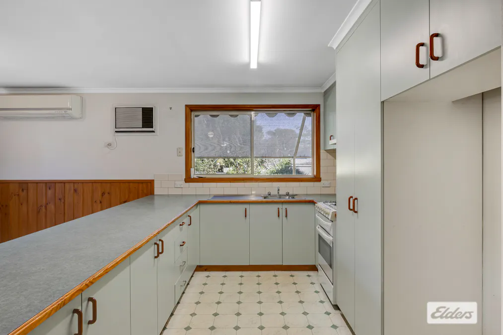 1/1 Raven Court, West Wodonga, VIC, 3690 - Image 2