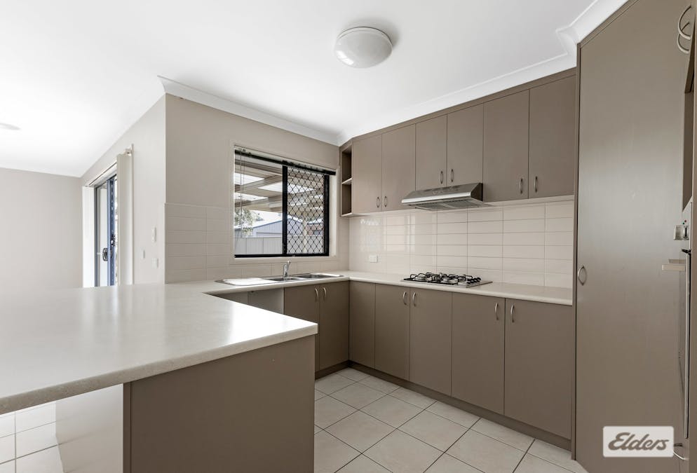 9 Helm Court, Wodonga, VIC, 3690 - Image 2
