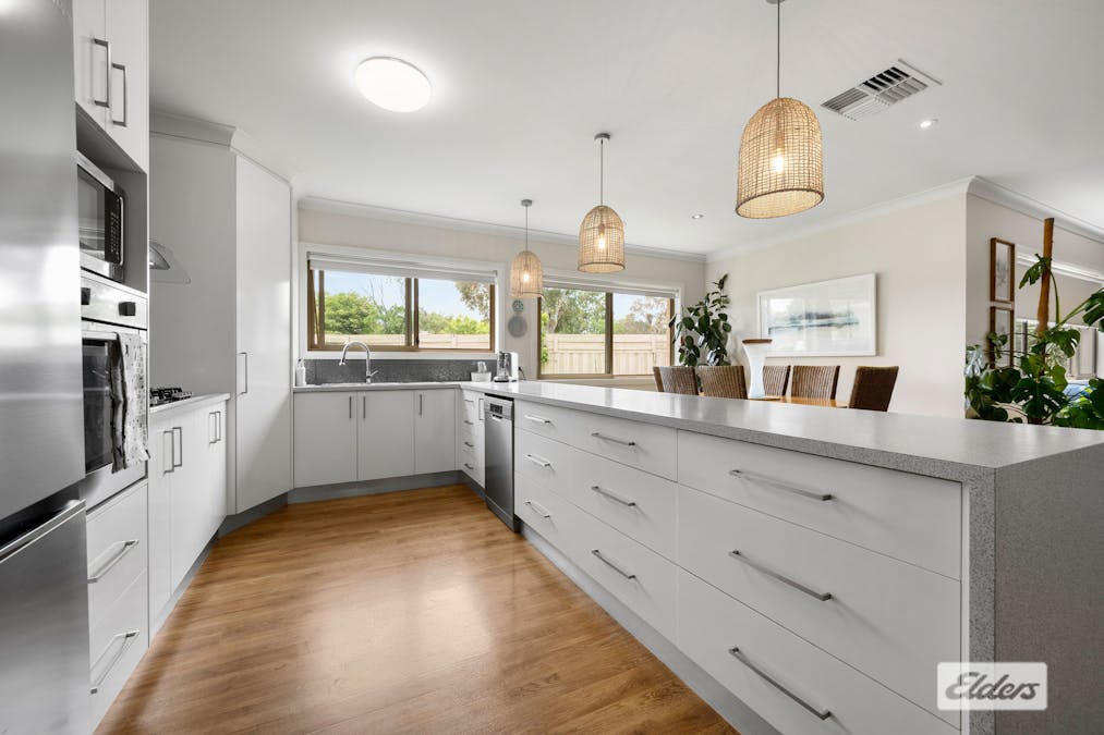 47 Nordsvan Drive, Wodonga, VIC, 3690 - Image 3