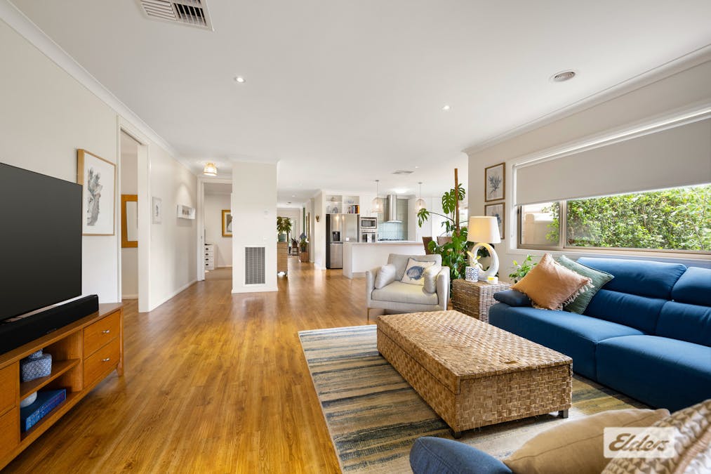 47 Nordsvan Drive, Wodonga, VIC, 3690 - Image 8