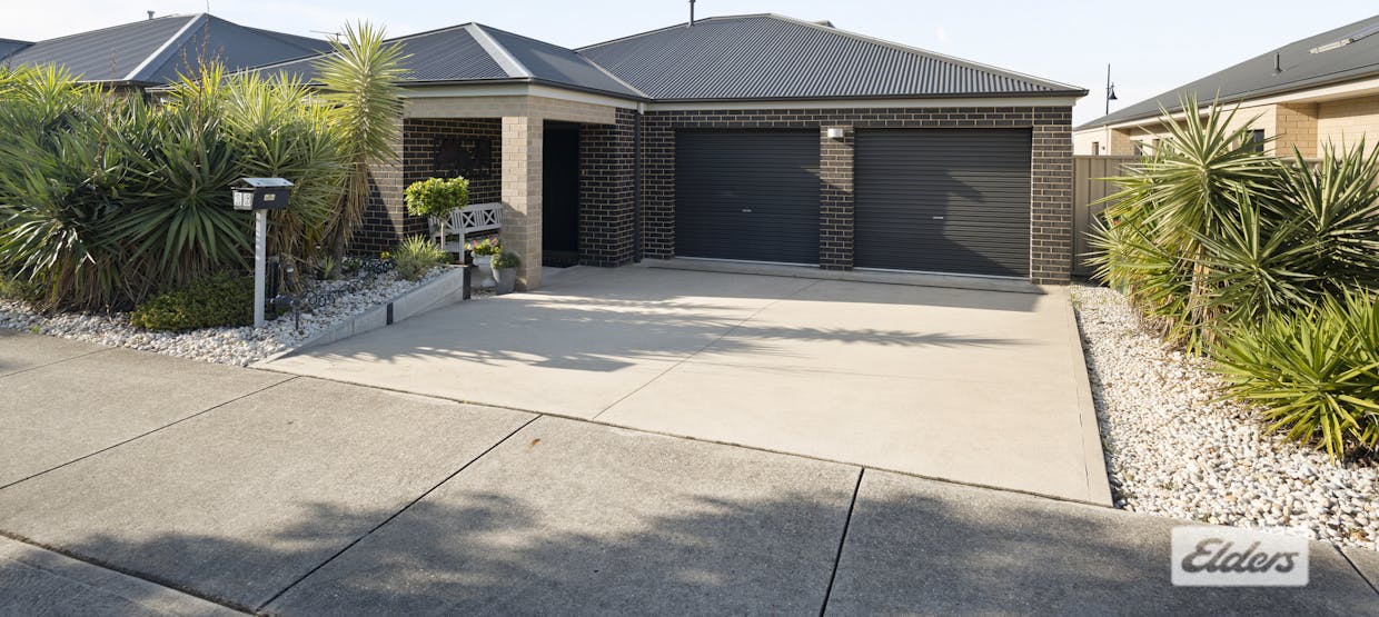 16 Badcoe Avenue, Wodonga, VIC, 3690 - Image 1