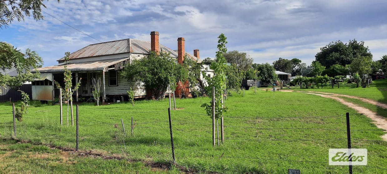 32-34 Pell Street, Howlong, NSW, 2643 - Image 1