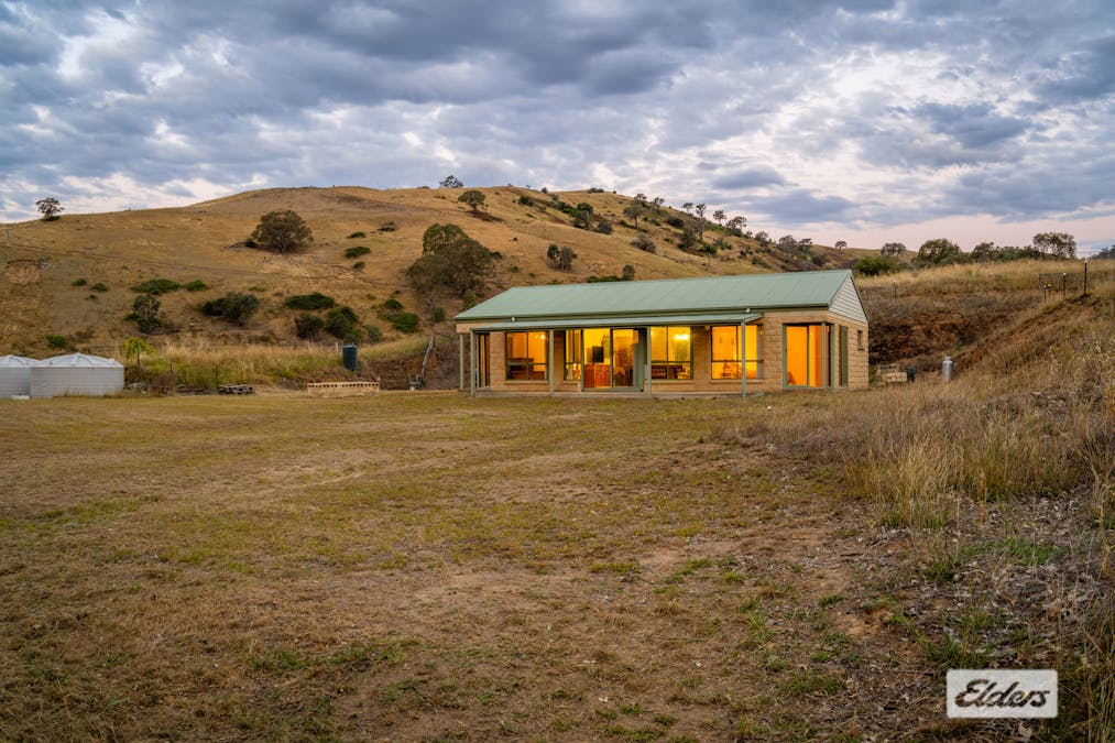 2 Yabba Road, Tallangatta East, VIC, 3700 - Image 15