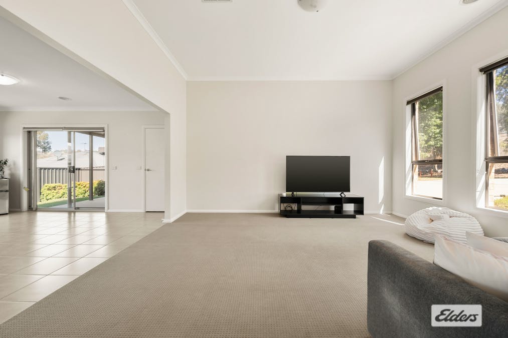 29 Wintersun Parade, Bandiana, VIC, 3691 - Image 2