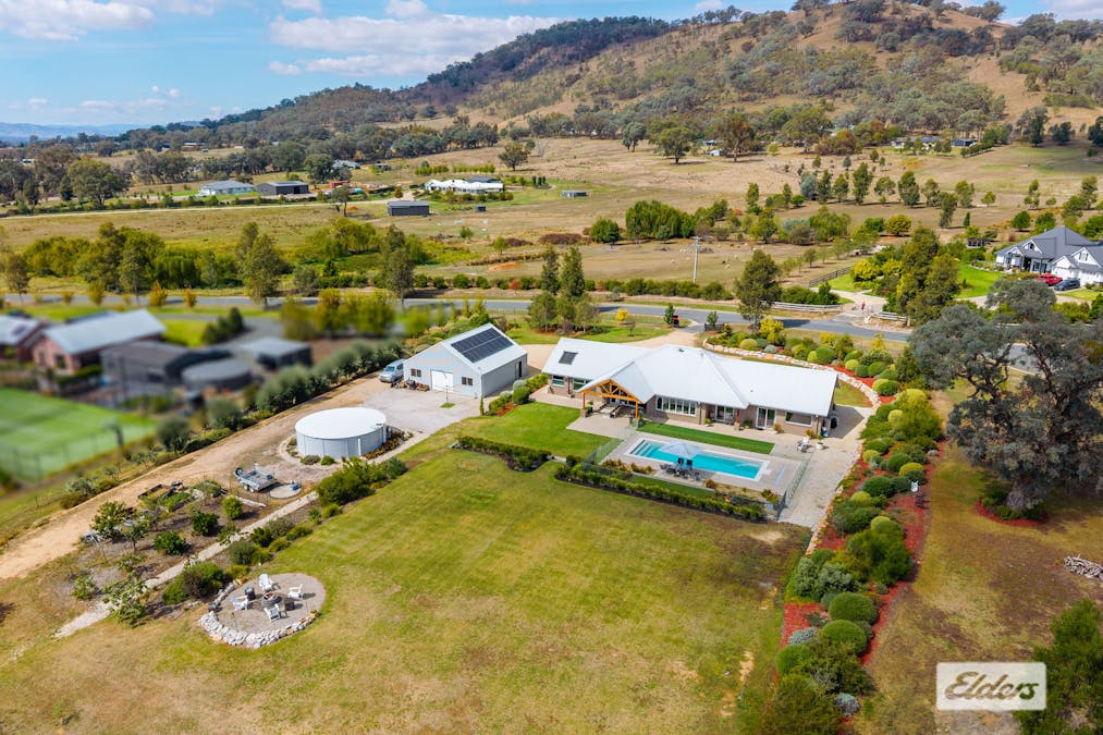 64 Whitestone Place, West Wodonga, VIC, 3690 - Image 33