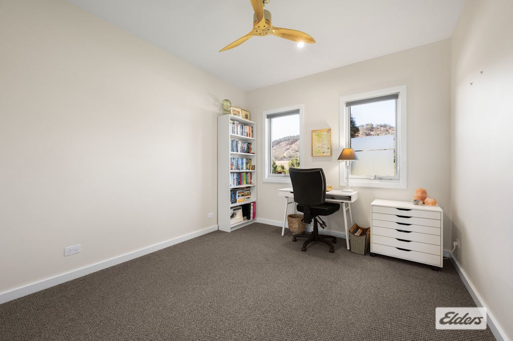 64 Whitestone Place, West Wodonga, VIC, 3690 - Image 19
