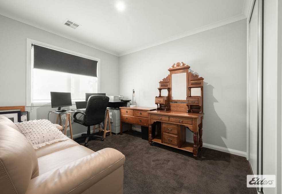 4 Glen Court, Tangambalanga, VIC, 3691 - Image 15