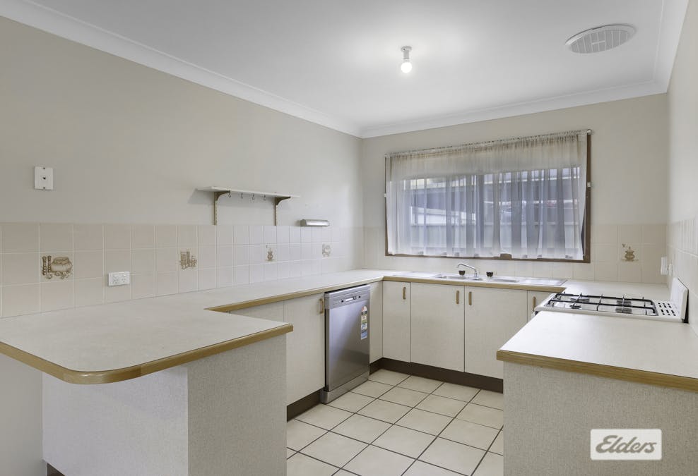 2/408 Lawrence Street, Wodonga, VIC, 3690 - Image 2