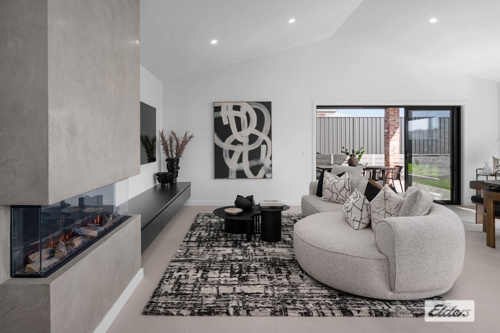 36 Jennings Boulevard, Leneva, VIC, 3691 - Image 6