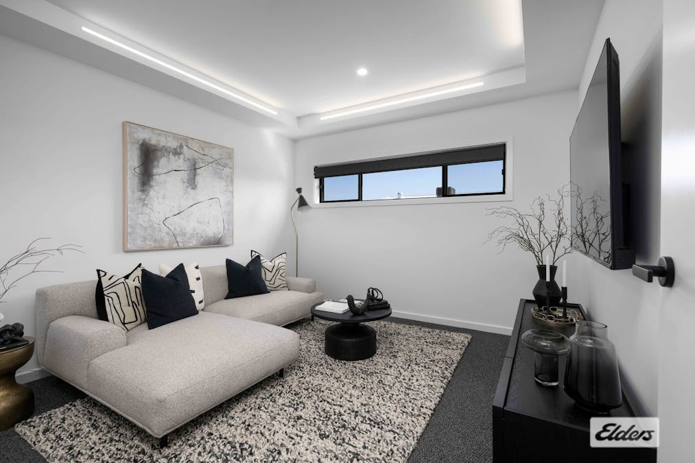 36 Jennings Boulevard, Leneva, VIC, 3691 - Image 7