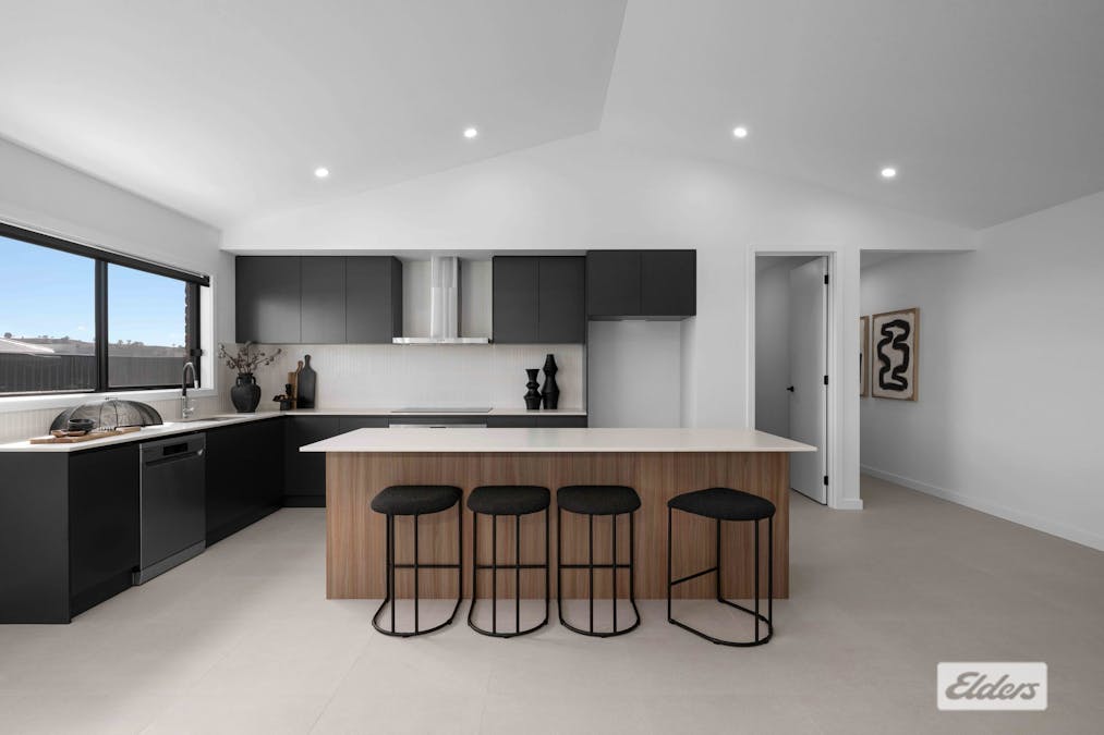 36 Jennings Boulevard, Leneva, VIC, 3691 - Image 4