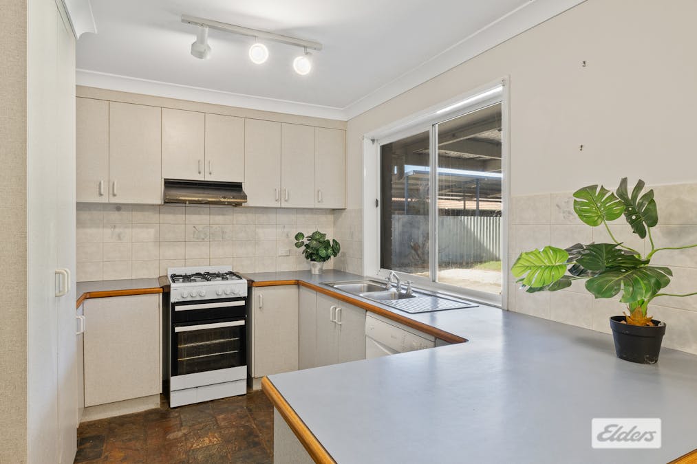 172 Clarke Street, Howlong, NSW, 2643 - Image 2