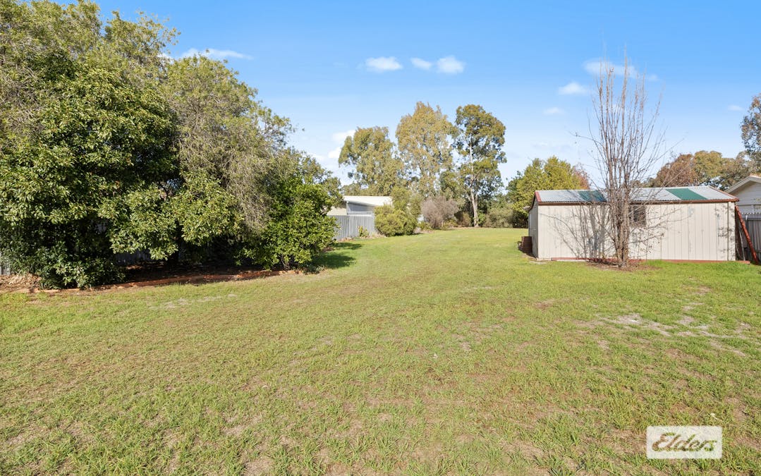 172 Clarke Street, Howlong, NSW, 2643 - Image 13