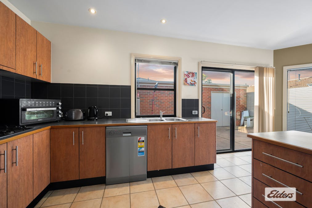 2 & 3/184 Lawrence Street, Wodonga, VIC, 3690 - Image 5
