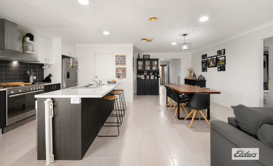 17 Tower Place, Rutherglen, VIC, 3685 - Image 7