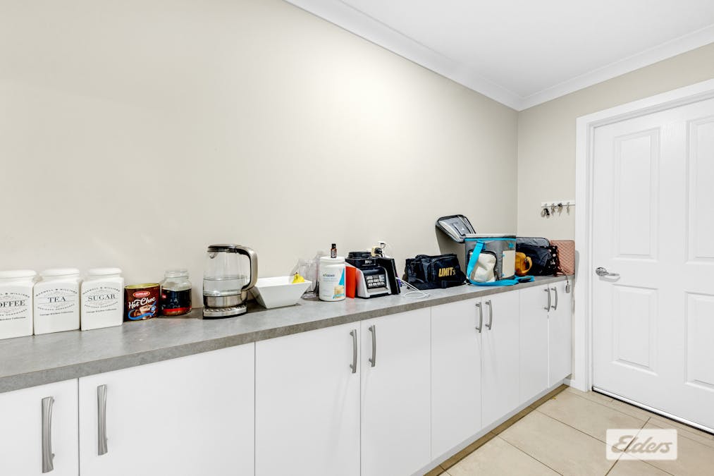 49 Ruthven Circuit, Wodonga, VIC, 3690 - Image 4