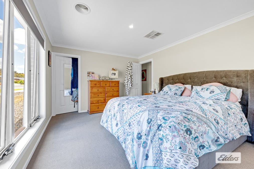 49 Ruthven Circuit, Wodonga, VIC, 3690 - Image 7