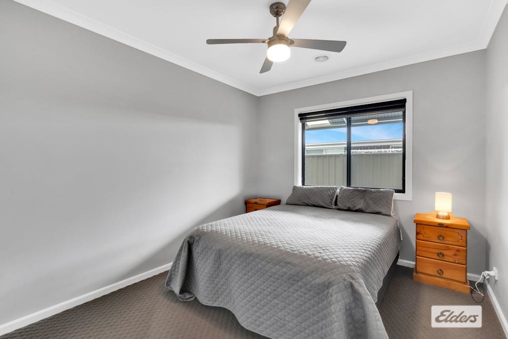 34 Brewer Drive, West Wodonga, VIC, 3690 - Image 11