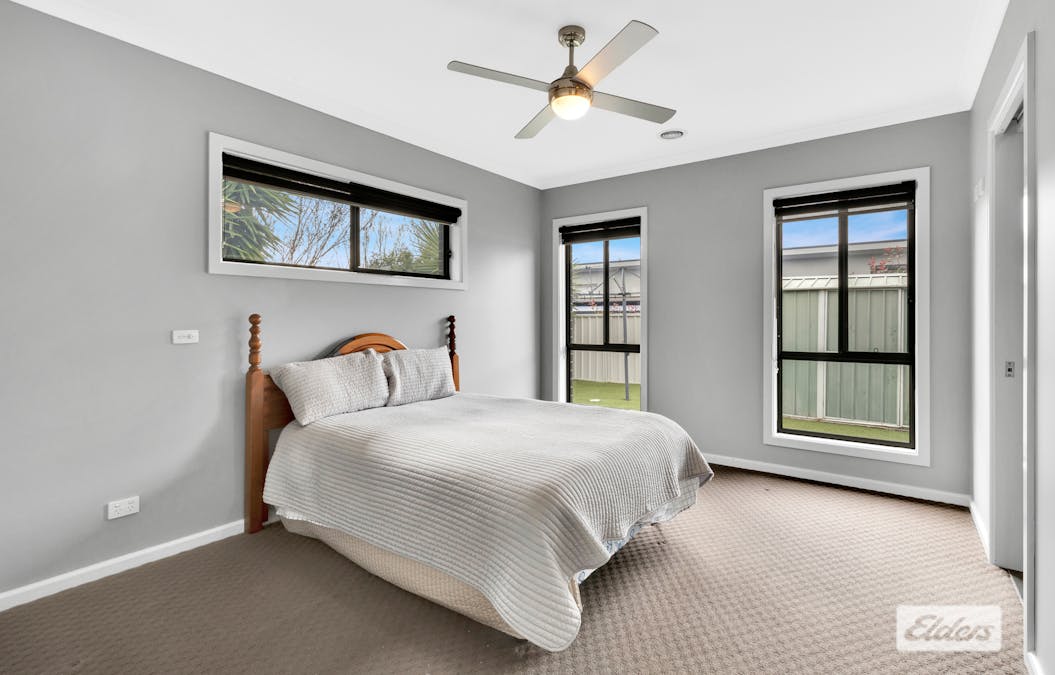 34 Brewer Drive, West Wodonga, VIC, 3690 - Image 9