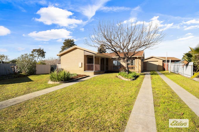 7 Karalla Court, Wodonga, VIC, 3690 - Image 1
