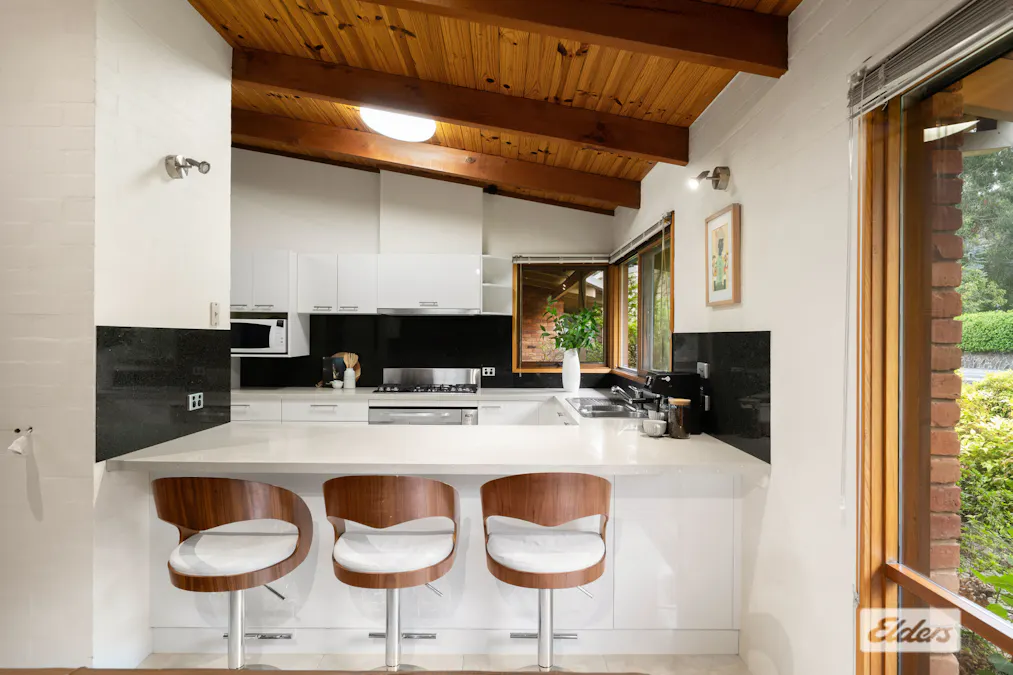 2 Jakary Court, West Wodonga, VIC, 3690 - Image 5